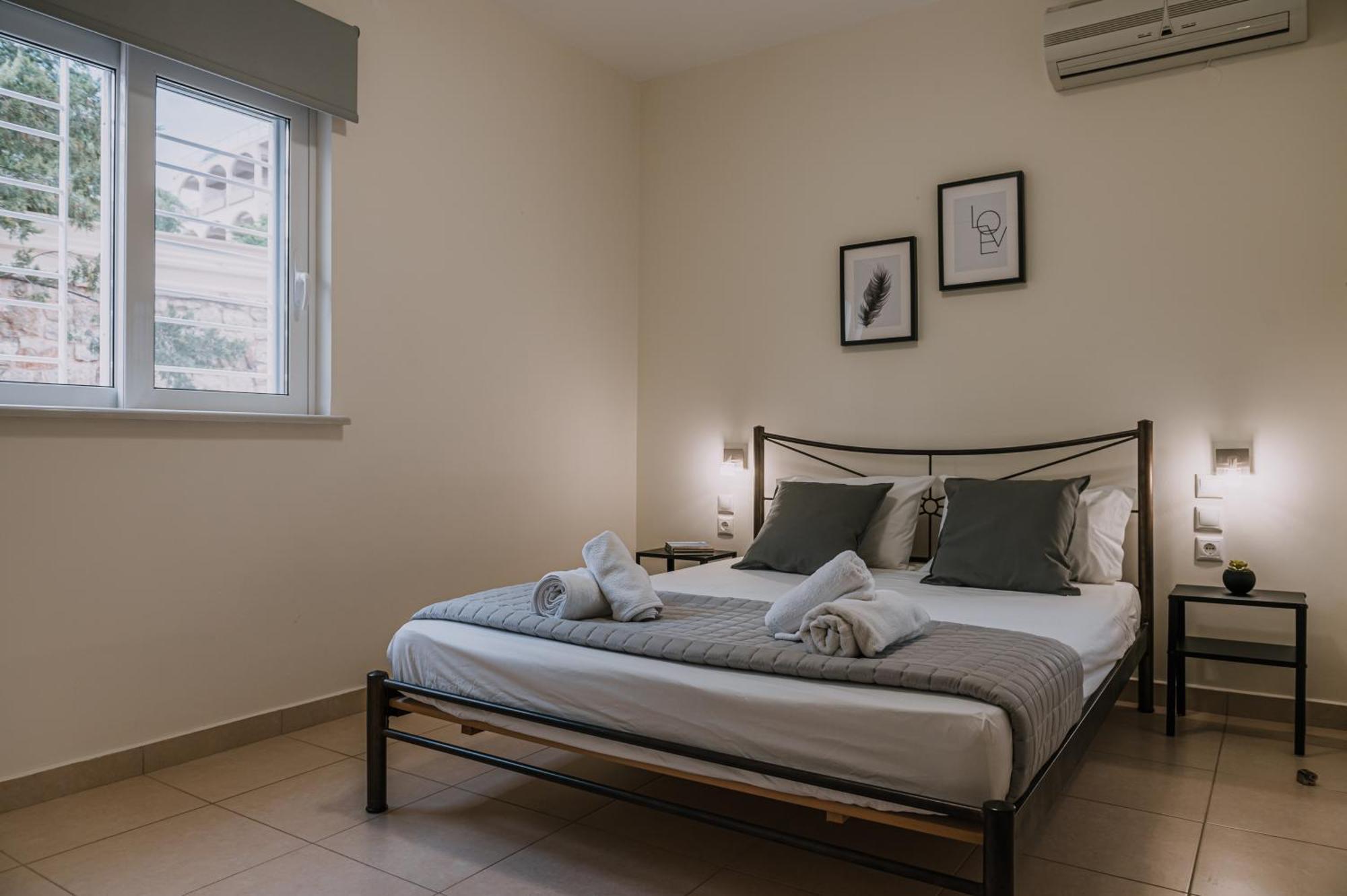 Hb Modern Apartments Tolo Room photo